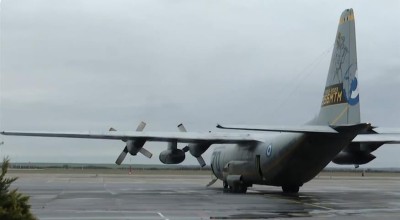 ΠΑΟΚ: Πέταξε το C-130 με τις επτά σορούς, ράγισαν καρδιές στο τρισάγιο στο αεροδρόμιο