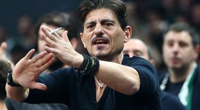 Ξέσπασμα Γιαννακόπουλου: «Ελπίζω να παραιτηθείτε όλοι όταν γυρίσετε στην Αθήνα»