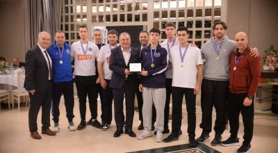 Φωτορεπορτάζ: Χορός και κοπή της πίτας στο Πανόραμα