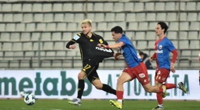 Άρης: Το κόκκινο στον Χόνγκλα, ανάβει... πράσινο στον Φρίντεκ