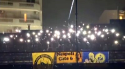 Συγκίνηση: «Δεν φτάνει μια ζωή για να σου τραγουδώ και πέταλο θα χτίσω στον παράδεισο…»