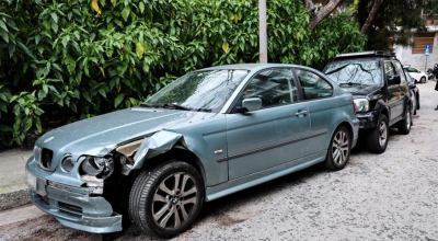 Φυλάκιση 20 μηνών στην τραγουδίστρια που πήρε σβάρνα ΙΧ στο Κολωνάκι: «Ήμουν νηστική»