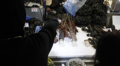 Καθαρά Δευτέρα: Τραπέζι από... χρυσάφι με ανατιμήσεις σε όλα τα σαρακοστιανά