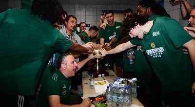 Παναθηναϊκός: Γέλια, φωνές και αγκαλιές-«We won, Panathinaikos»