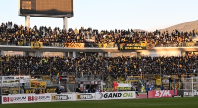 Παροξυσμός των φίλων της ΑΕΚ για το ματς του Βόλου!