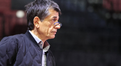 Χυδαία επίθεση Καρανίκα σε Ακρίτα: «Μία...influencer, ένα πράγμα»