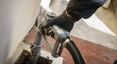 Σενάρια για «ανάφλεξη» στο πετρέλαιο μετά την επίθεση ΗΠΑ - Ισραήλ στο Ιράν