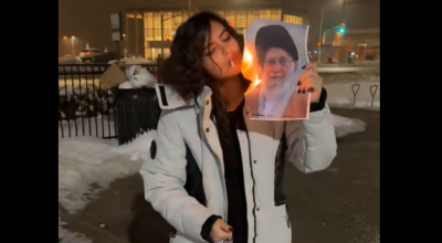 Ιρανή πανηγυρίζει τον θάνατο Χαμενεΐ: «Στο είπα ότι θα χορέψουμε στον τάφο σου»