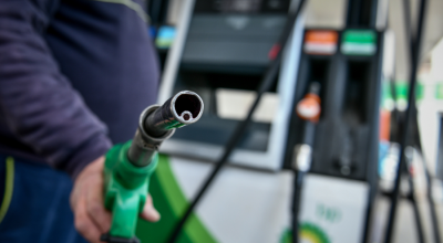 «Φουλάρουν» τα ΙΧ πριν την εκτίναξη των τιμών: Δυσοίωνες οι προβλέψεις