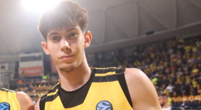 Χατζηλάμπρου﻿: «Έτσι βιώσαμε τις ημέρες που ο γιος μας ήταν εγκλωβισμένος στο Άμπου Ντάμπι»