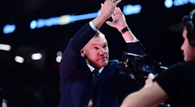 Οι παίκτες της Φενέρμπαχτσε ευχήθηκαν στον Σάρας με φατούρο και λαβή πάλης (vid)