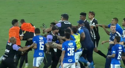 Ξύλο στο Κρουζέιρο-Ατλέτικο Μινέιρο: Ο Χουλκ έδωσε μπουνιά στον Ρομέρο