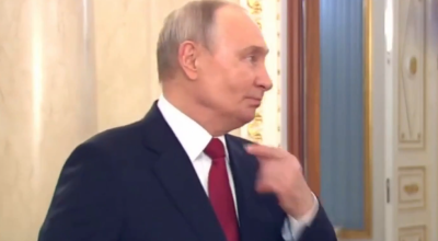 Απίστευτη γκάφα Κρεμλίνου: Ανάρτησαν βίντεο με τον Πούτιν να πνίγεται