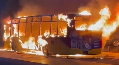 Ελβετία: Έξι άνθρωποι κάηκαν ζωντανοί μέσα σε λεωφορείο!