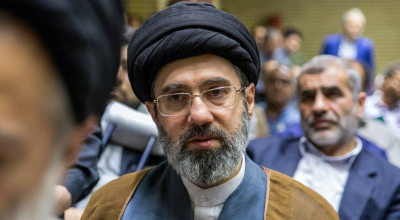 Ομοφυλόφιλος ο Μοτζτάμπα Χαμενεΐ: «Δεν σταμάτησε να γελά ο Τραμπ»