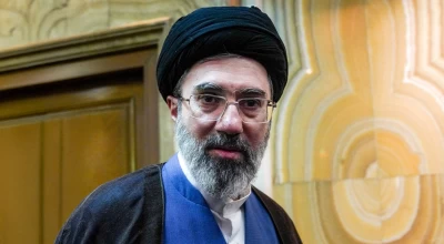 Daily Mail: Ο Μοτζτάμπα Χαμενεΐ μεταφέρθηκε για χειρουργείο στη Μόσχα