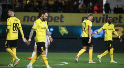 Άρης: Η τελευταία διακοπή για να φτιάξει το μακιγιάζ του