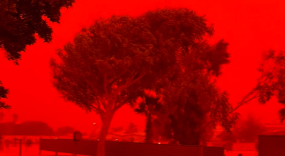 Εικόνες αποκάλυψης στη δυτική Αυστραλία: Γιατί έγινε κόκκινος ο ουρανός