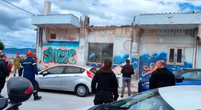 Κατέρρευσε μπαλκόνι στην Κόρινθο και σκότωσε γυναίκα