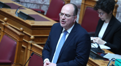 «Κάλυψη» σε Λαζαρίδη και αντεπίθεση με Συνταγματική Αναθεώρηση