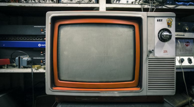 Αυστηρά τα κριτήρια για την αδειοδότηση των περιφερειακών καναλιών