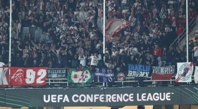 ΑΕΚ-Βαγιεκάνο: Πανό του Ηρακλή στην εξέδρα των οπαδών της Ράγιο!