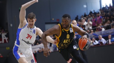 Η ΑΕΚ πέρασε από τη Γλυφάδα σπρώχνοντας κι άλλο τον Πανιώνιο στον υποβιβασμό